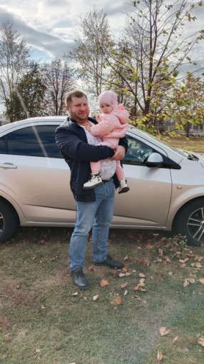 Воспитанница группы «Непоседы» Шелякина Василиса, принимает участие в акции « Мой папа - герой». Воспитанница группы «Непоседы» Шелякина Василиса, принимает участие в акции « Мой папа - герой».